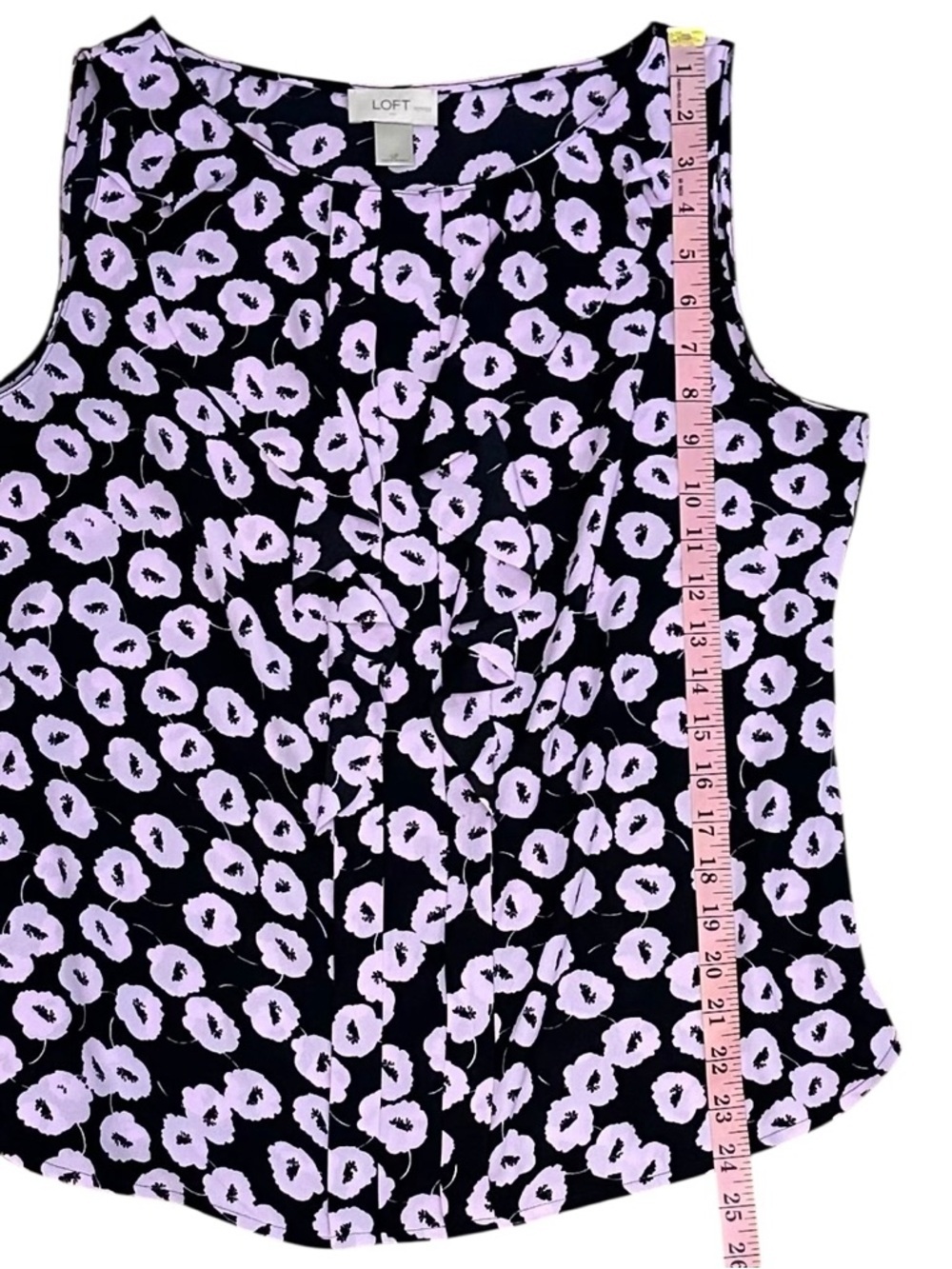 LOFT Black Sleeveless Blouse with Lilac Floral Pattern and Front Ruffle Size LP - Picture 10 of 11